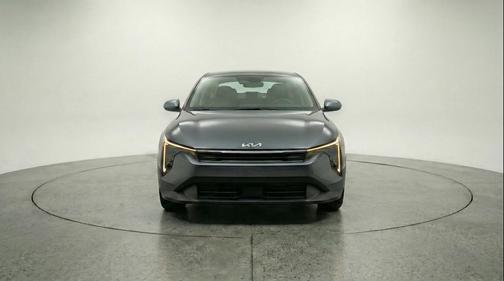 Interstellar Gray 2025 Kia K4 LXS