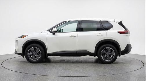 Everest White Pearl Tricoat 2025 Nissan Rogue SV