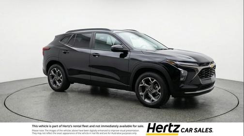 Mosaic Black Metallic 2025 Chevrolet Trax LT