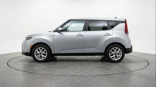 Steel Gray 2025 Kia Soul LX