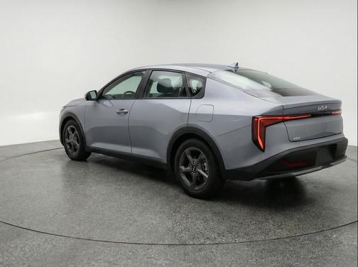 Steel Gray 2025 Kia K4 LXS