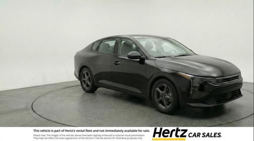 Aurora Black Pearl 2025 Kia K4 LXS