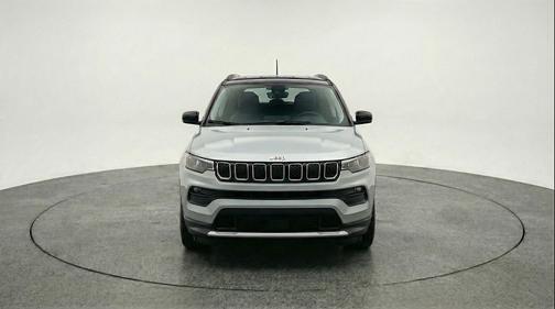 Silver Zynith Metallic Clearcoat 2025 Jeep Compass Limited