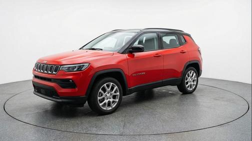 Red Hot Pearlcoat 2025 Jeep Compass Limited
