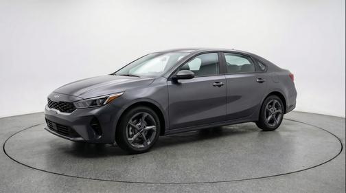 Interstellar Gray 2025 Kia K4 LXS
