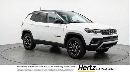 Bright White Clearcoat 2025 Jeep Compass Trailhawk