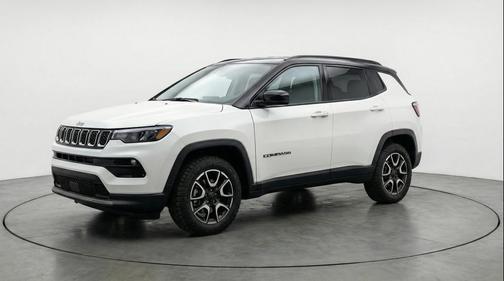 Bright White Clearcoat 2025 Jeep Compass Trailhawk