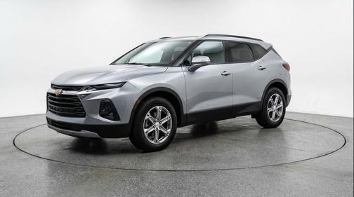 Sterling Gray Metallic 2025 Chevrolet Blazer 2LT