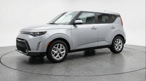 Steel Gray 2025 Kia Soul LX