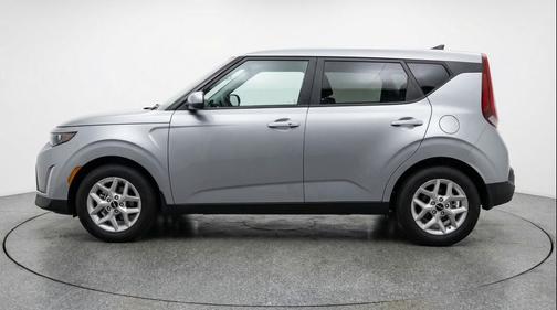 Steel Gray 2025 Kia Soul LX