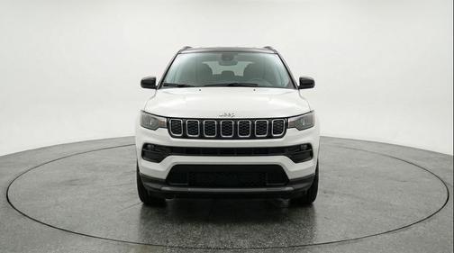 Bright White Clearcoat 2025 Jeep Compass Limited