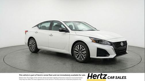 Glacier White 2025 Nissan Altima SV FWD