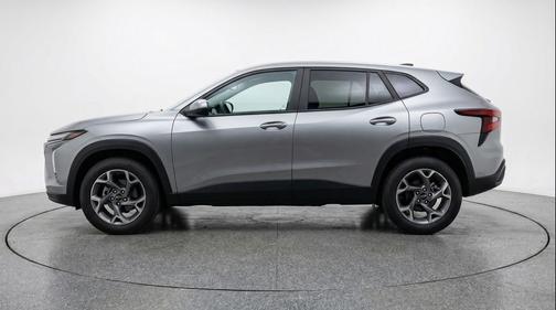 Sterling Gray Metallic 2025 Chevrolet Trax LT