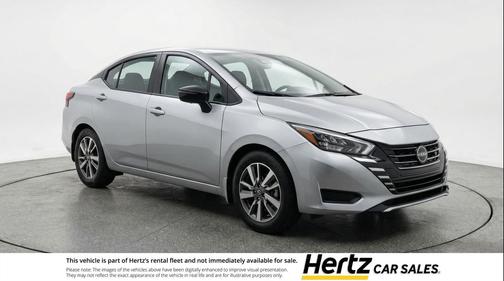 Gun Metallic 2025 Nissan Versa 1.6 SV