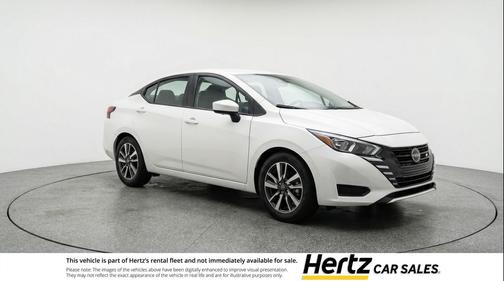 Aspen White Tricoat 2025 Nissan Versa 1.6 SV