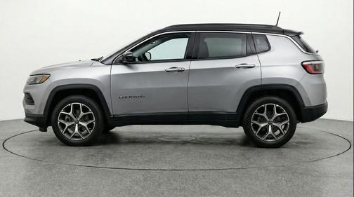 Silver Zynith Metallic Clearcoat 2025 Jeep Compass Limited