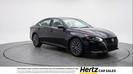 Super Black 2025 Nissan Altima SV FWD