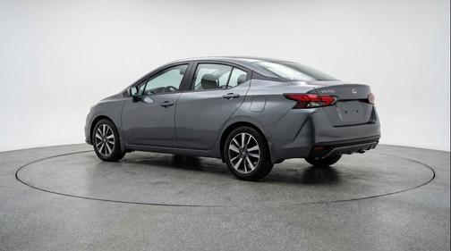 Gun Metallic 2025 Nissan Versa 1.6 SV