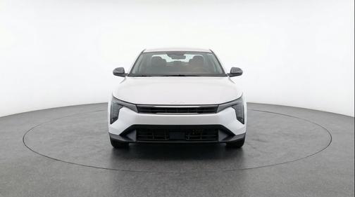 Snow White Pearl 2025 Kia K4 LXS
