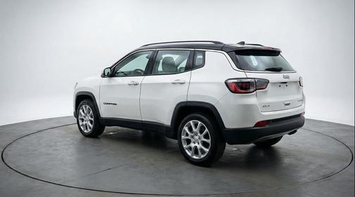 Bright White Clearcoat 2025 Jeep Compass Limited