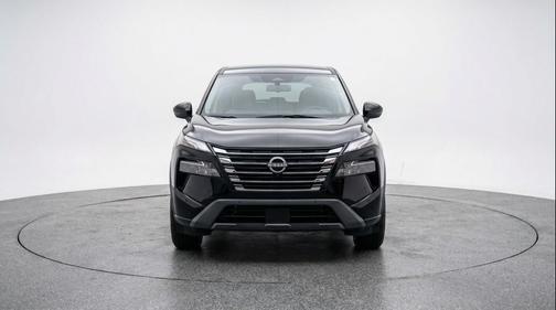 Super Black 2025 Nissan Rogue SV