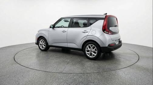 Steel Gray 2025 Kia Soul LX