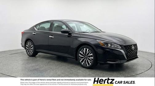 Super Black 2025 Nissan Altima SV FWD