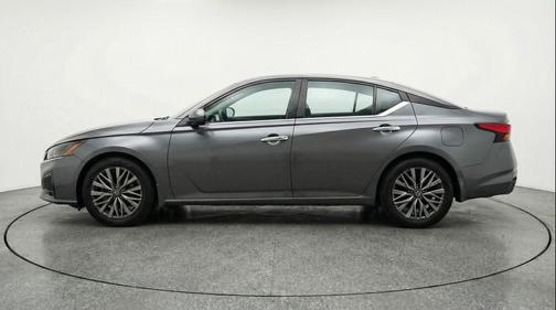 Gun Metallic 2025 Nissan Altima SV FWD