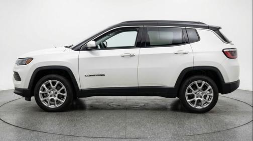 Bright White Clearcoat 2025 Jeep Compass Limited