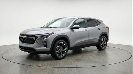 Sterling Gray Metallic 2025 Chevrolet Trax LT