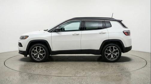 Bright White Clearcoat 2025 Jeep Compass Limited