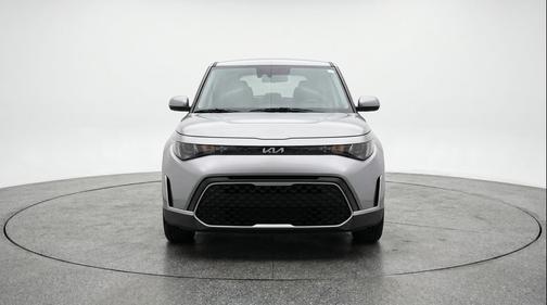 Steel Gray 2025 Kia Soul LX
