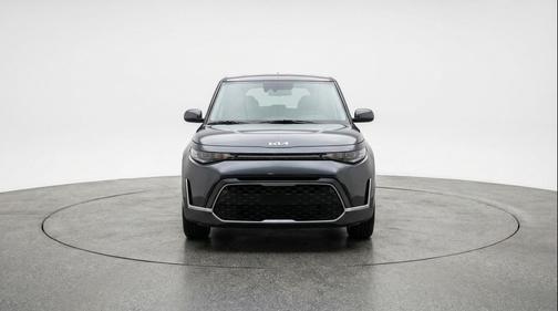 Gravity Gray 2025 Kia Soul LX