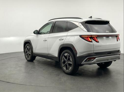 Serenity White Pearl 2025 Hyundai TUCSON SEL