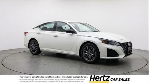 Glacier White 2025 Nissan Altima SV FWD