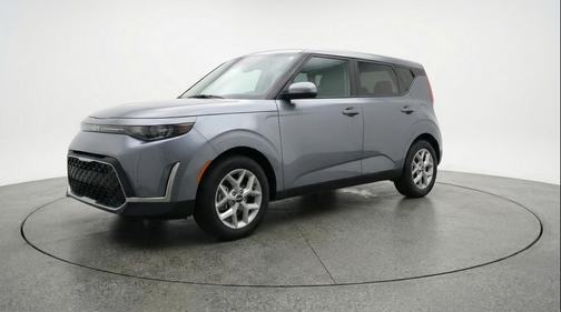 Gravity Gray 2025 Kia Soul LX