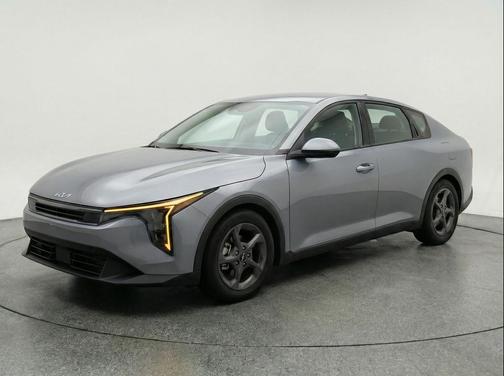 Steel Gray 2025 Kia K4 LXS