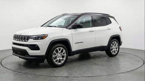 Bright White Clearcoat 2025 Jeep Compass Limited