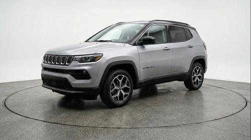 Silver Zynith Metallic Clearcoat 2025 Jeep Compass Limited