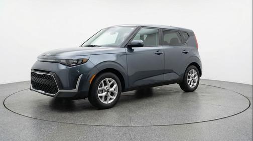 Gravity Gray 2025 Kia Soul LX