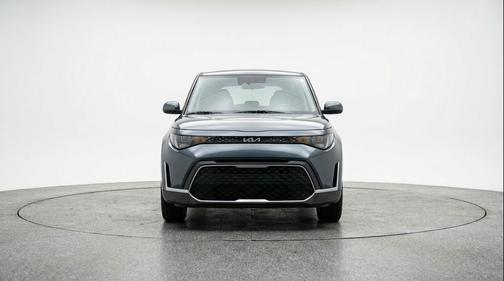 Gravity Gray 2025 Kia Soul LX