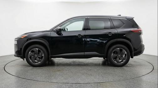 Super Black 2025 Nissan Rogue SV
