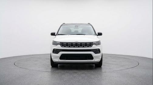 Bright White Clearcoat 2025 Jeep Compass Limited
