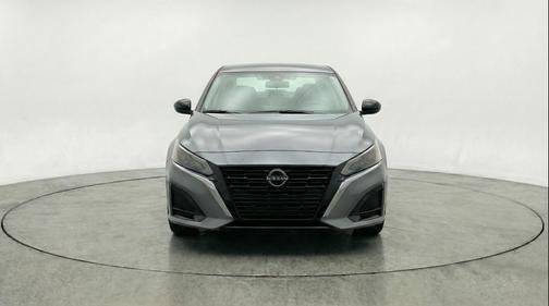 Gun Metallic 2025 Nissan Altima SV FWD