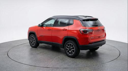 Red Hot Pearlcoat 2025 Jeep Compass Trailhawk