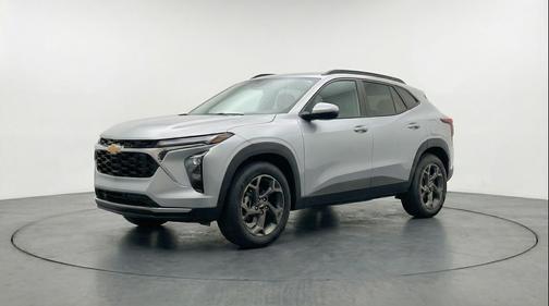 Sterling Gray Metallic 2025 Chevrolet Trax LT