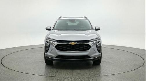 Sterling Gray Metallic 2025 Chevrolet Trax LT