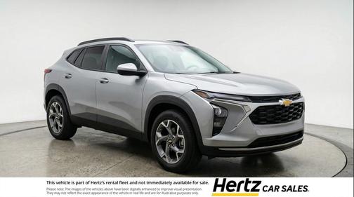 Sterling Gray Metallic 2025 Chevrolet Trax LT