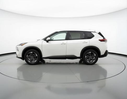 Everest White Pearl Tricoat 2025 Nissan Rogue SV