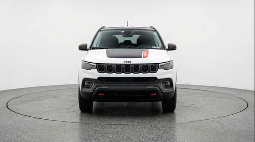 Bright White Clearcoat 2025 Jeep Compass Trailhawk